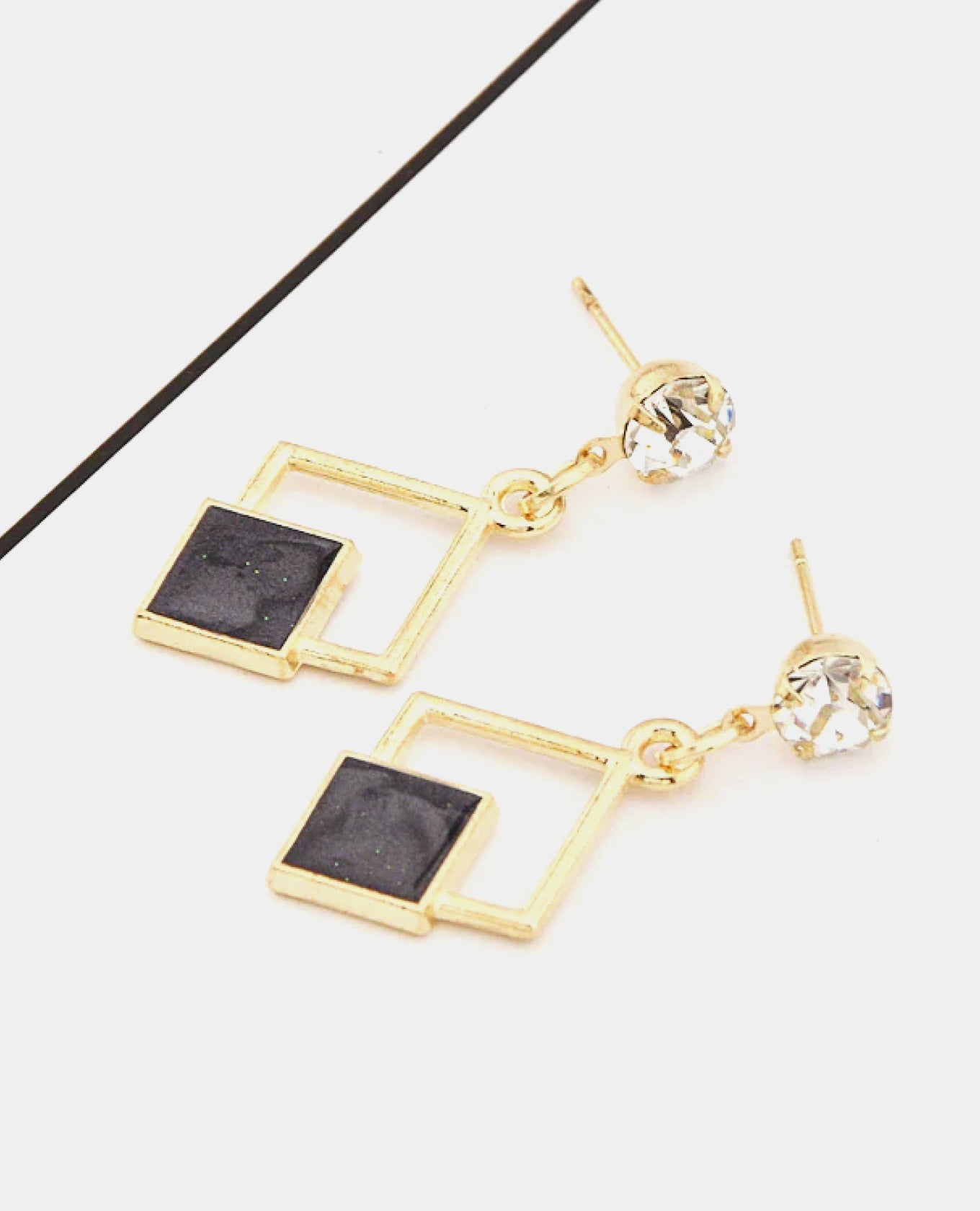 Asma Monalisa Dangler Earrings