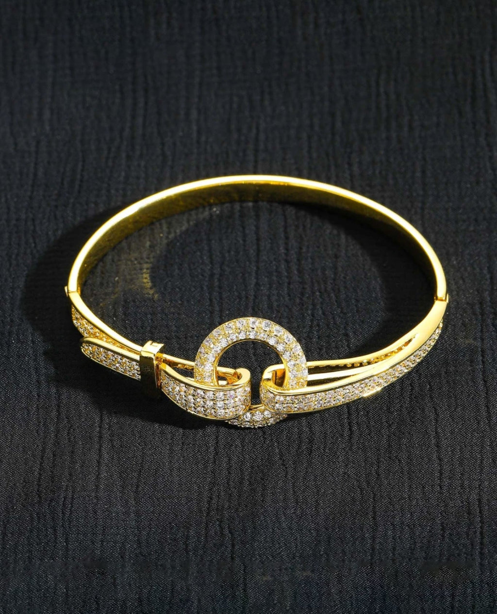 Amo Fashion Belt Buckle Bracelet