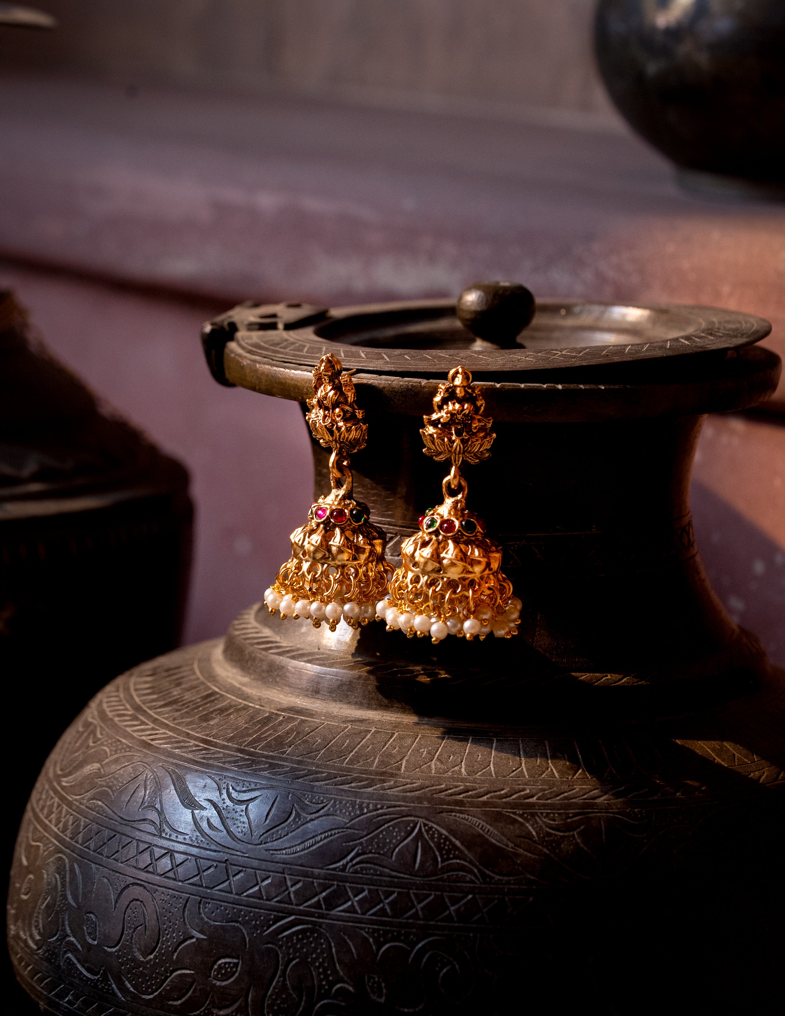 Tapasvini Temple Necklace Set Secondary image