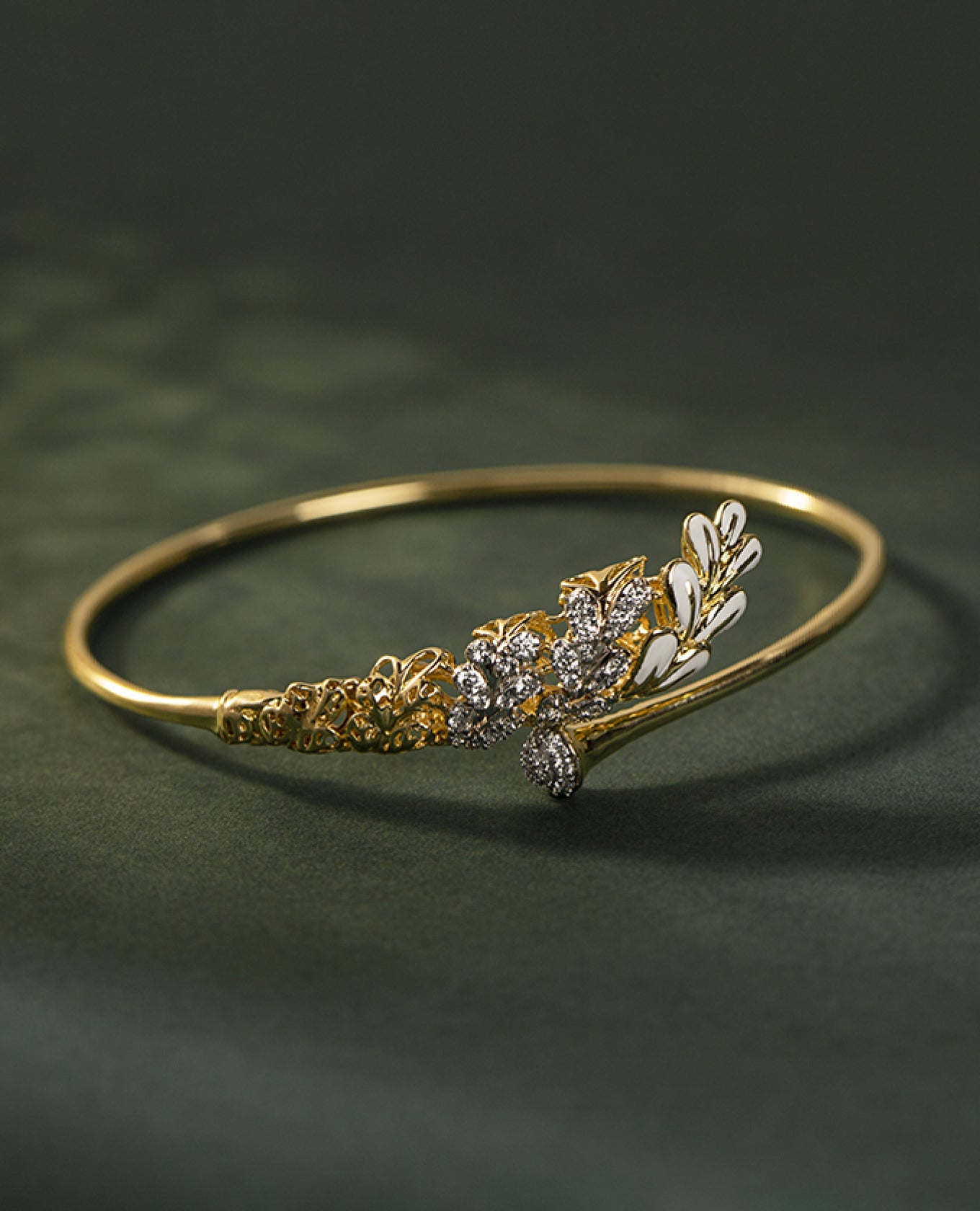 Melorra Shimmer Diamond Bracelet